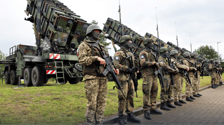 Испания передала Украине военную технику и боеприпасы, — СМИ - 285x160