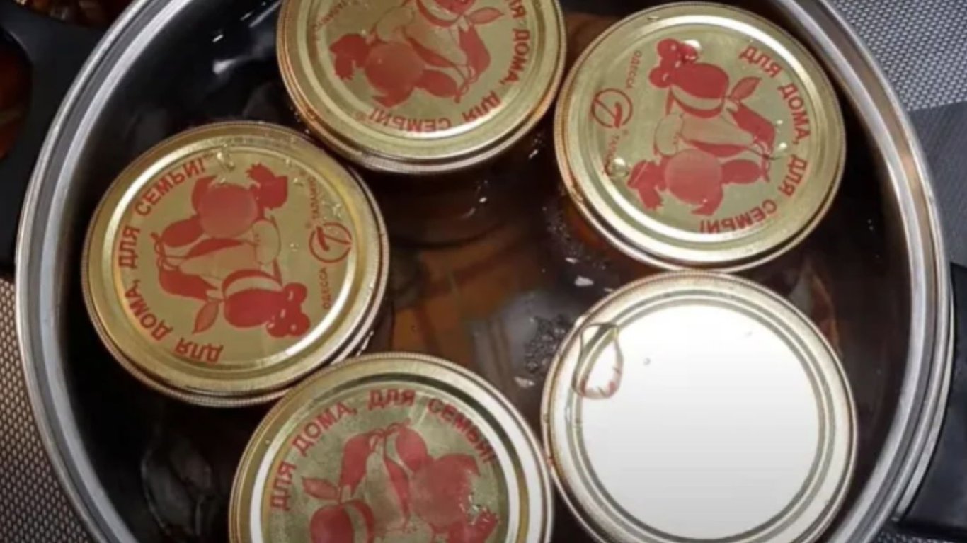 стерилізація банок