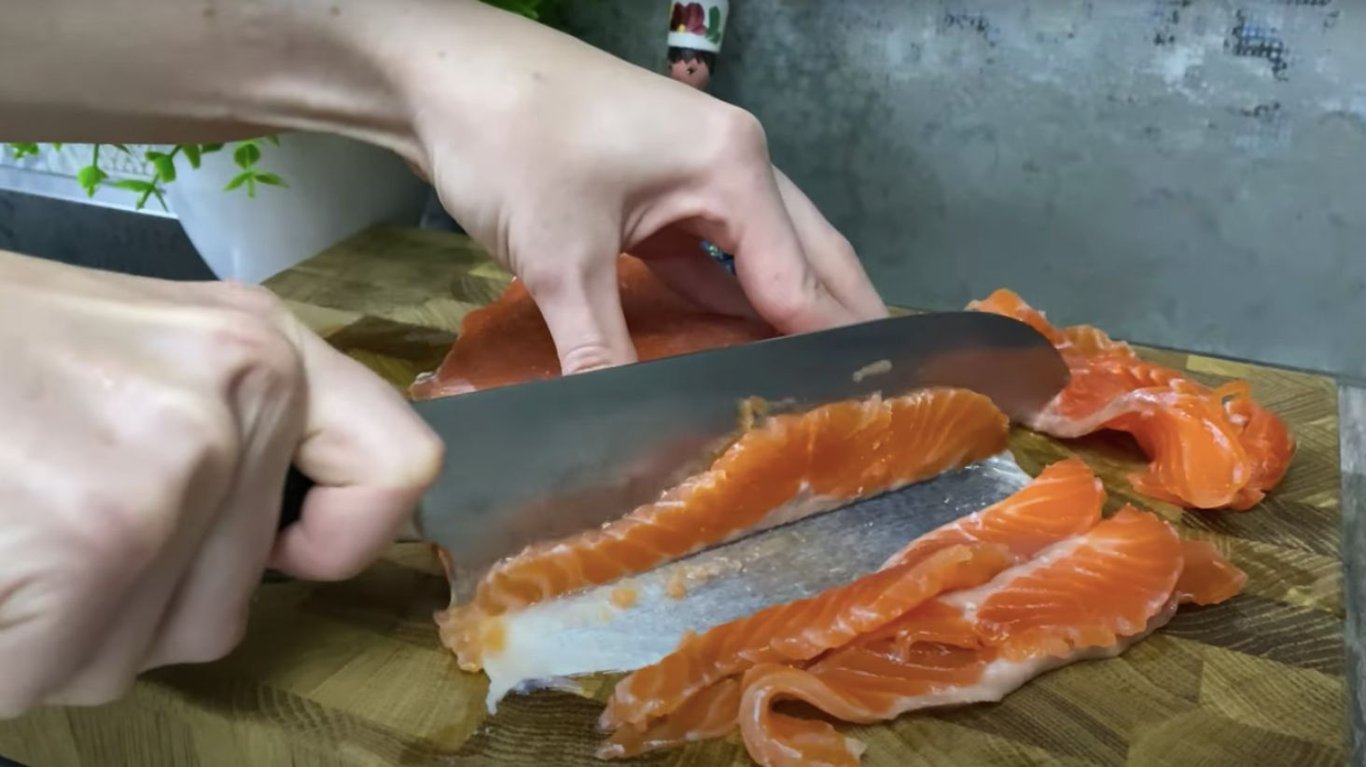 сухий спосіб як засолити червону рибу вдома