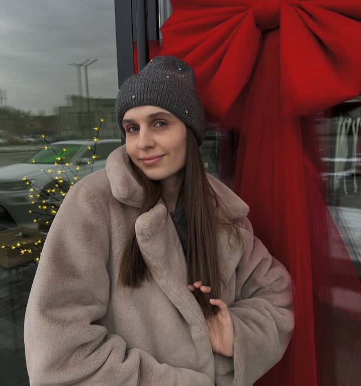 Шапки зі стразами опинилися в антитрендах