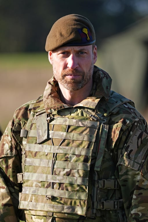 Принц Уильям отвел солдат в Уэльсе