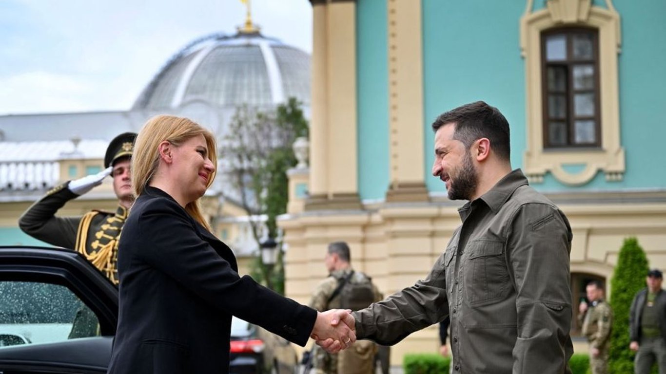 Зеленский встретился с президентом Словакии в Киеве - что известно