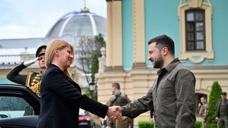 Зеленский встретился с президентом Словакии в Киеве — что известно - 290x160