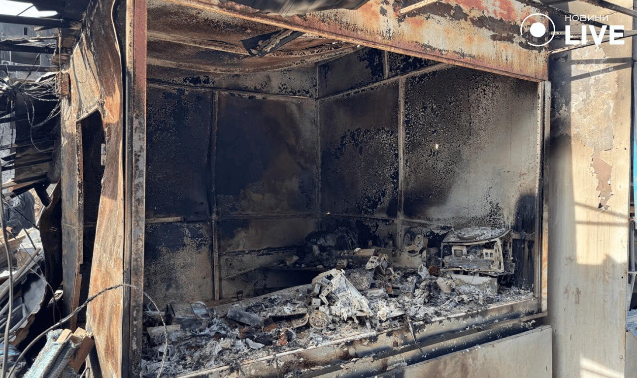 Пожежа після обстрілу Добропілля російськими військами