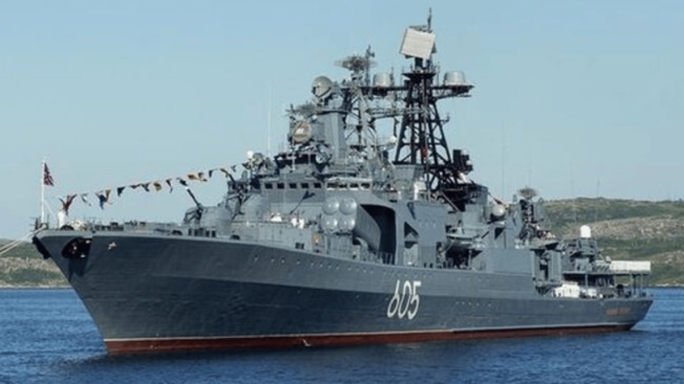 Російський корабель в Чорному морі