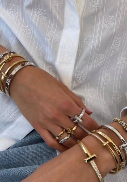 Мелалеві відтінки в одязі зараз у тренді