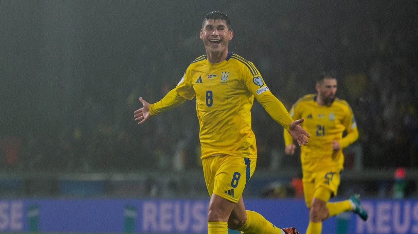 Руслан Малиновский