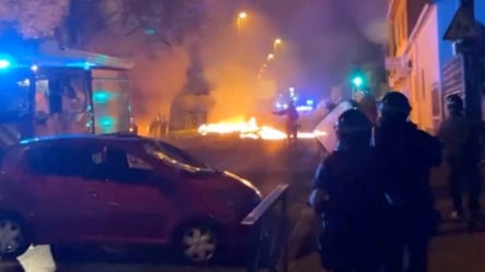 В Париже коп застрелил 17-летнего водителя: в городе начались беспорядки - 285x160
