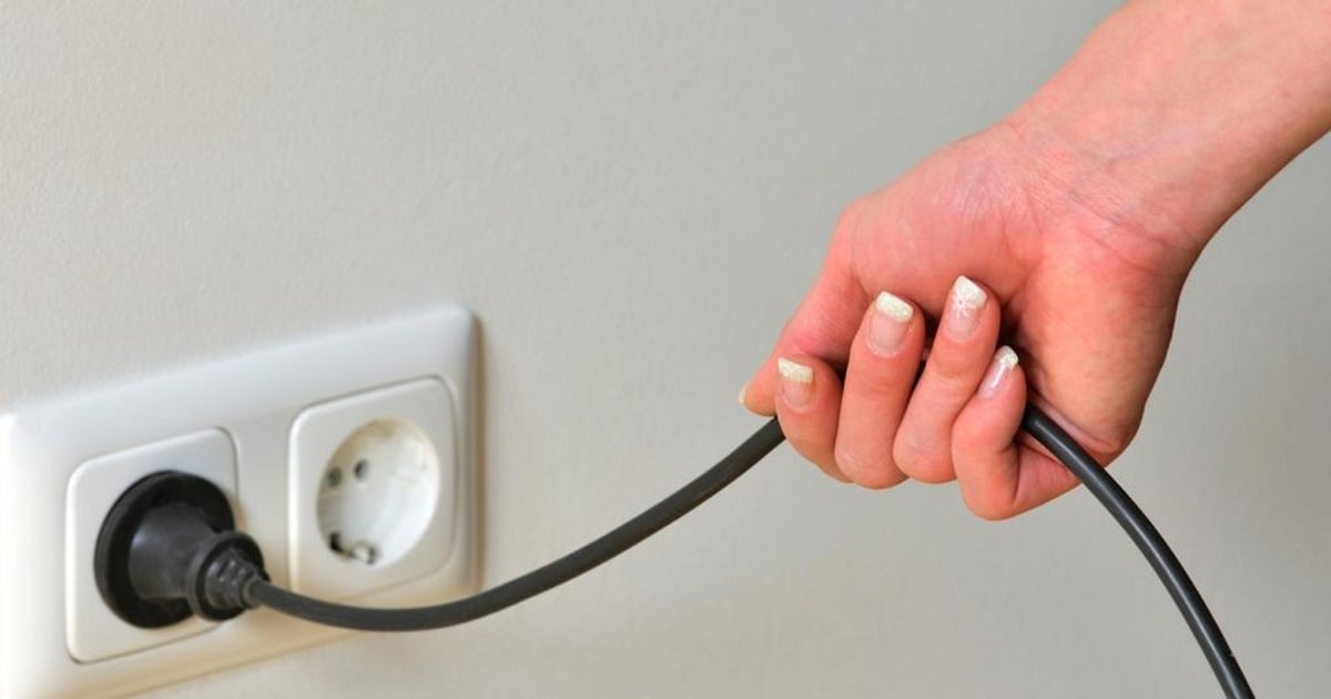 Выключение с розетки