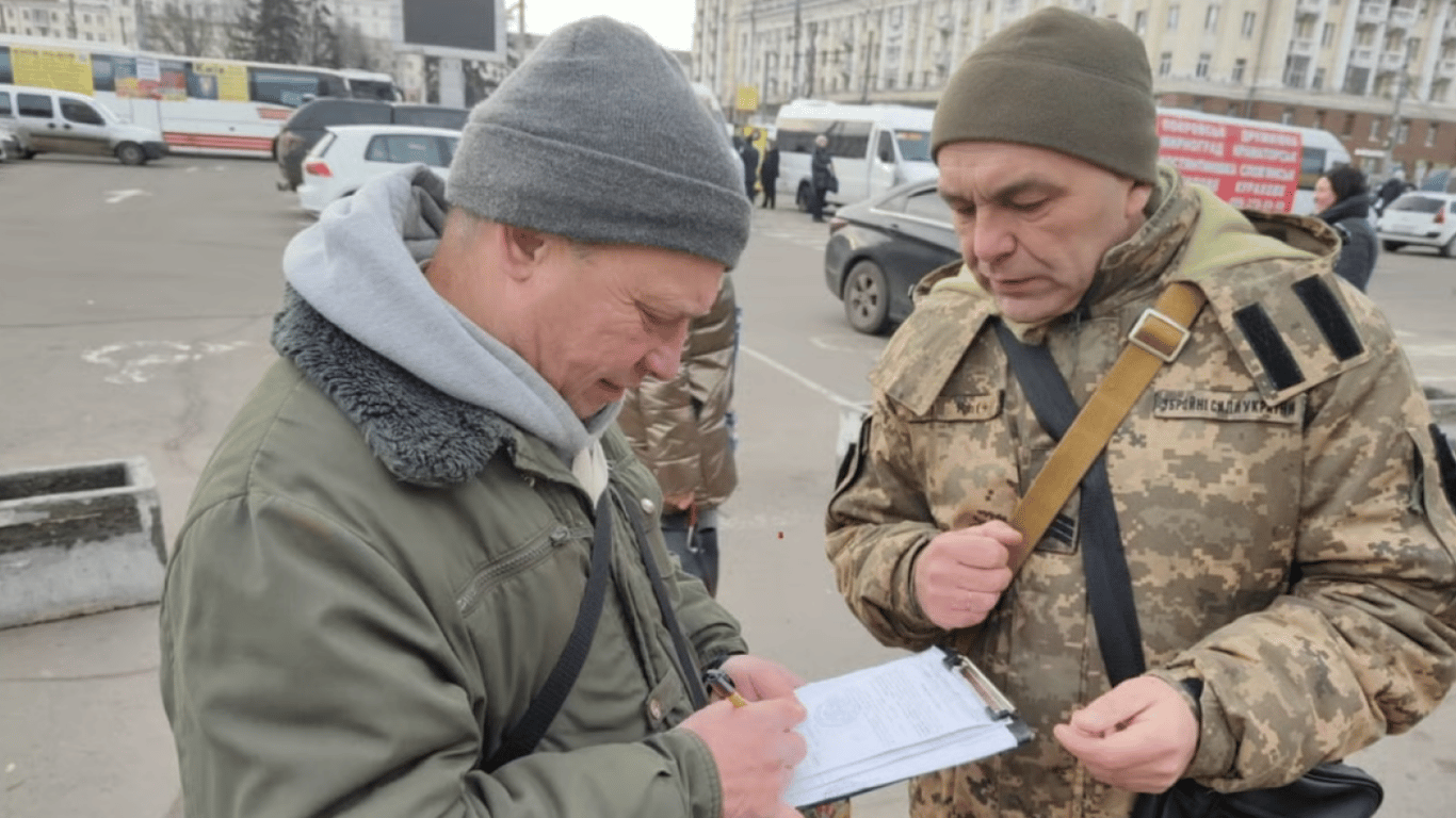 На Волыни судят чиновника ТЦК за "мобилизацию" летнего рыбака