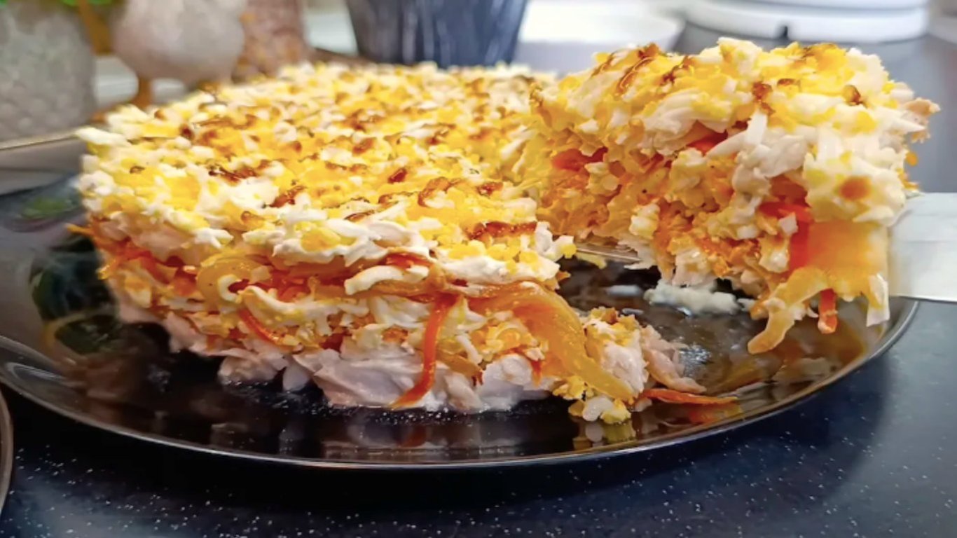 Салат з хека Океан: спробуйте це вдале поєднання інгредієнтів