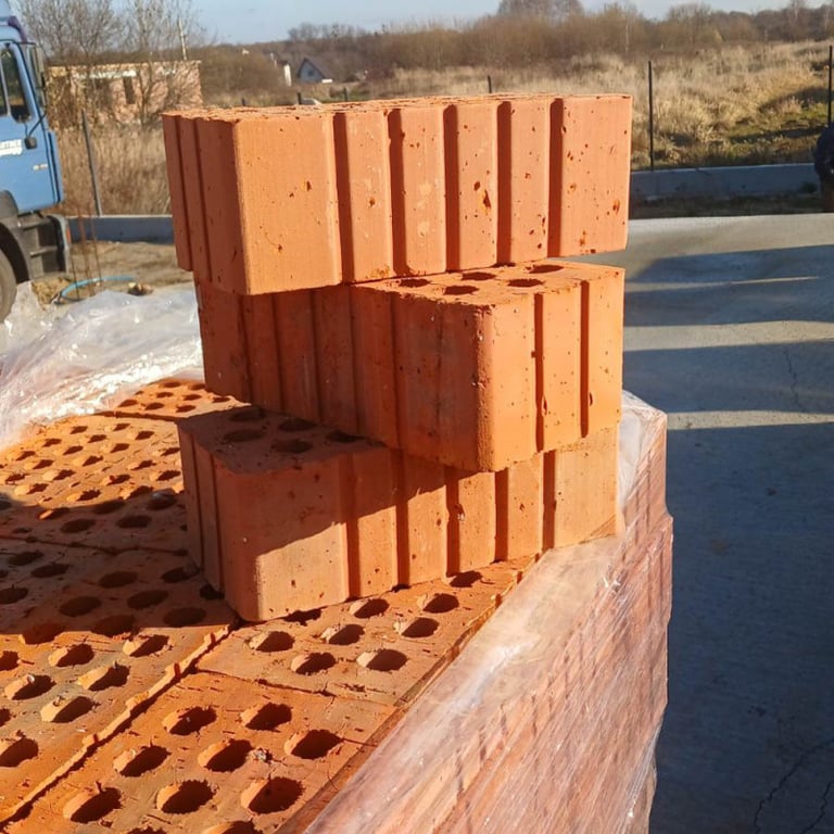 Запорука міцності — яку цеглу обрати для майбутнього будинку - фото 3