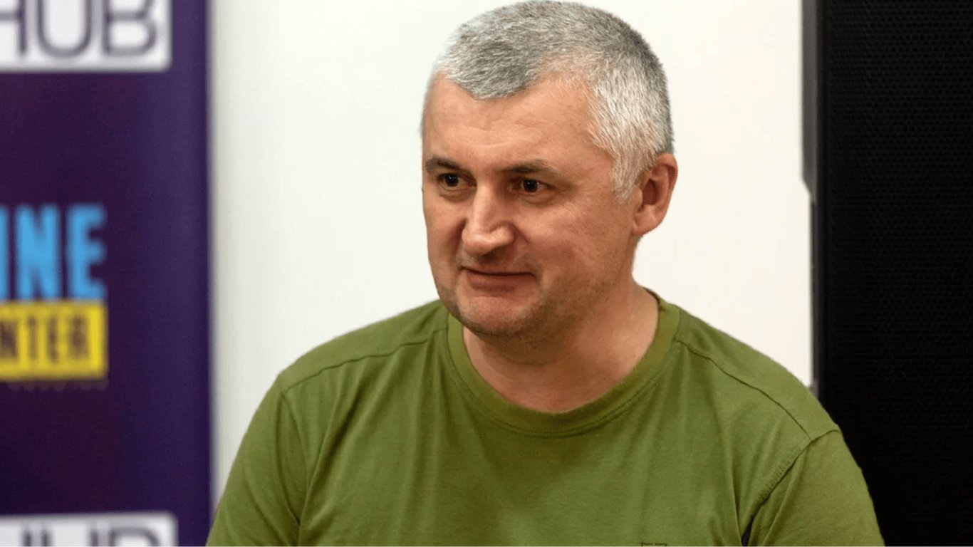 Череватый рассказал, почему Пригожин говорит о нехватке снарядов у "вагнеровцев"