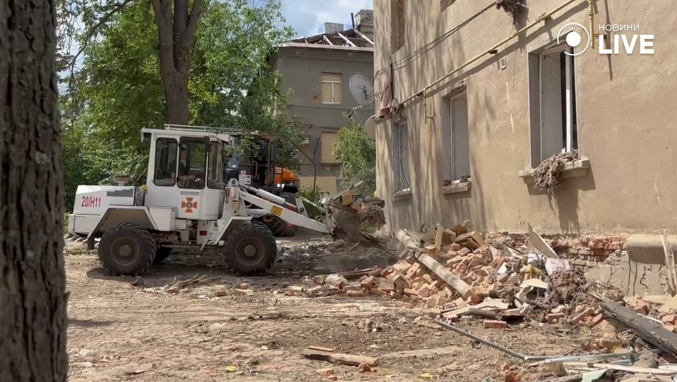 Наслідки удару КАБом по Харкову