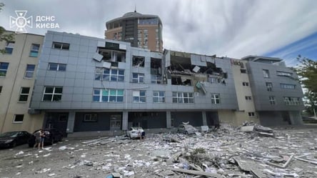 В Днепровском районе Киева продолжается разбор завалов клиники Адонис - 285x160