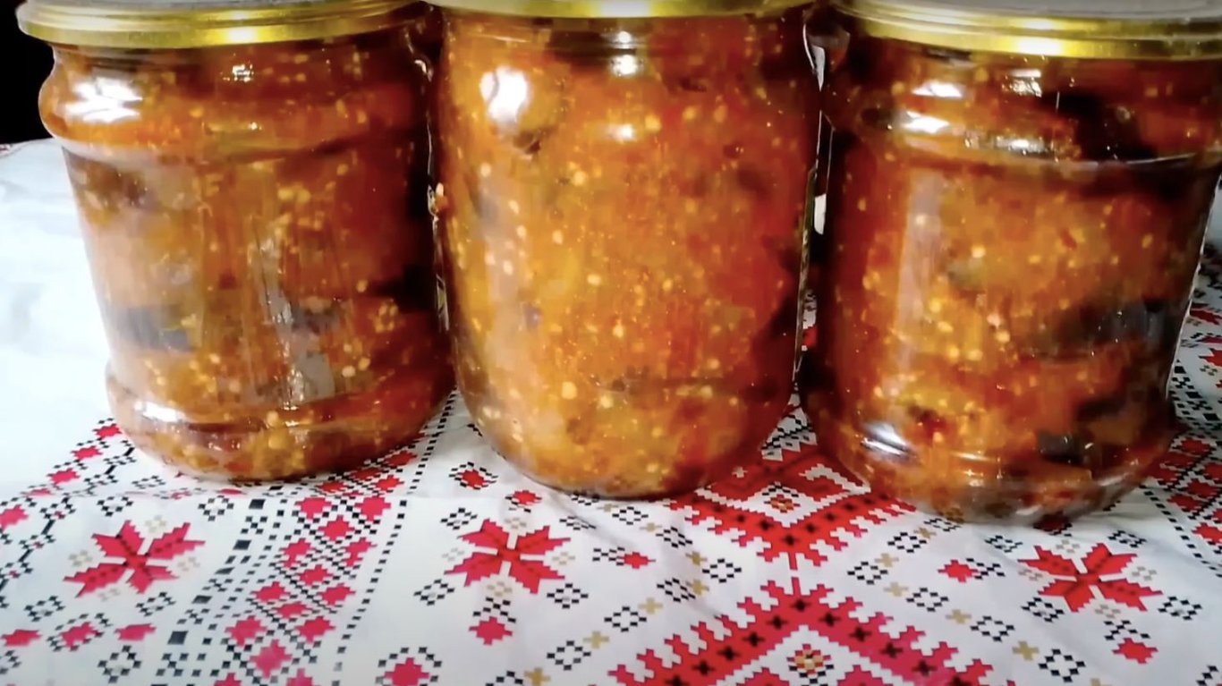 вкусный рецепт баклажанов в аджице на зиму