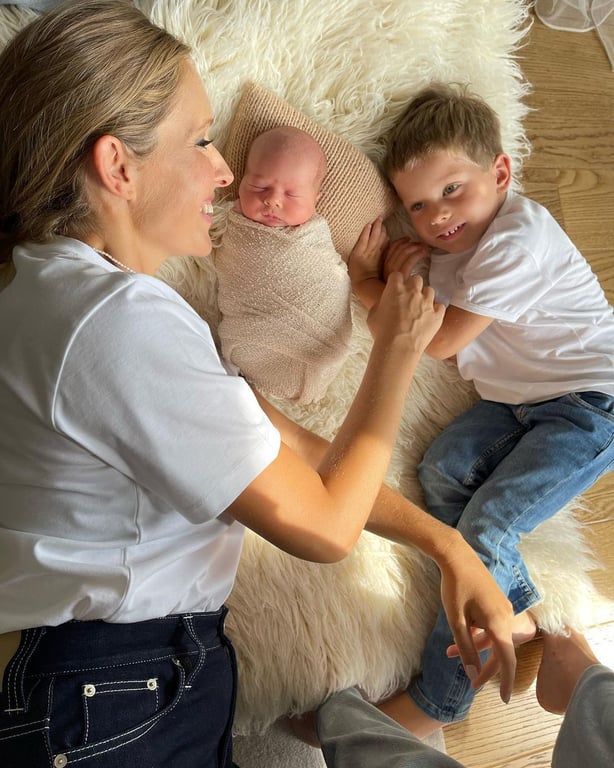 Осадча зачарувала мережу ексклюзивними фото молодших синів - фото 6