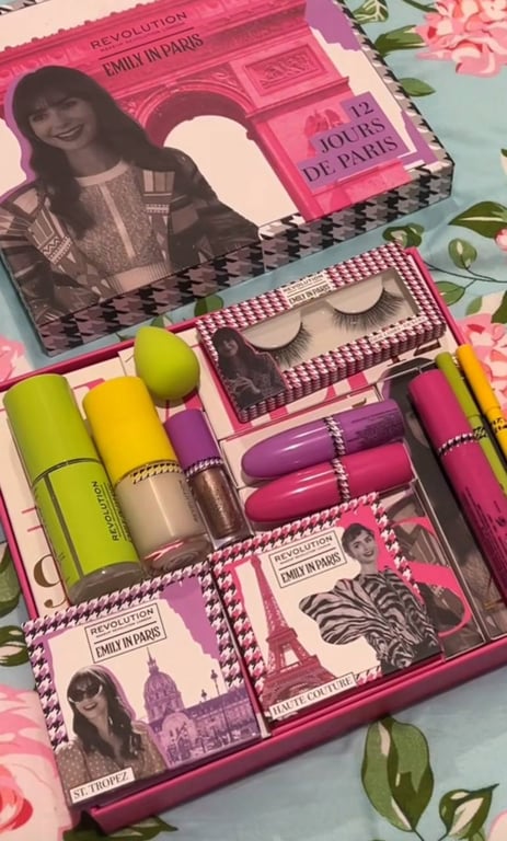 Лучшие адвент-календари с косметикой — цены и где купить - фото 3