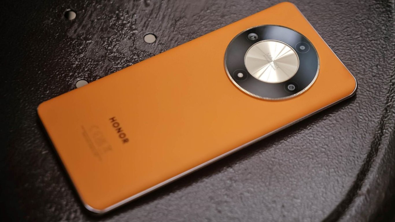 Honor представил бюджетный смартфон X9b за 300 долларов — какие у него преимущества
