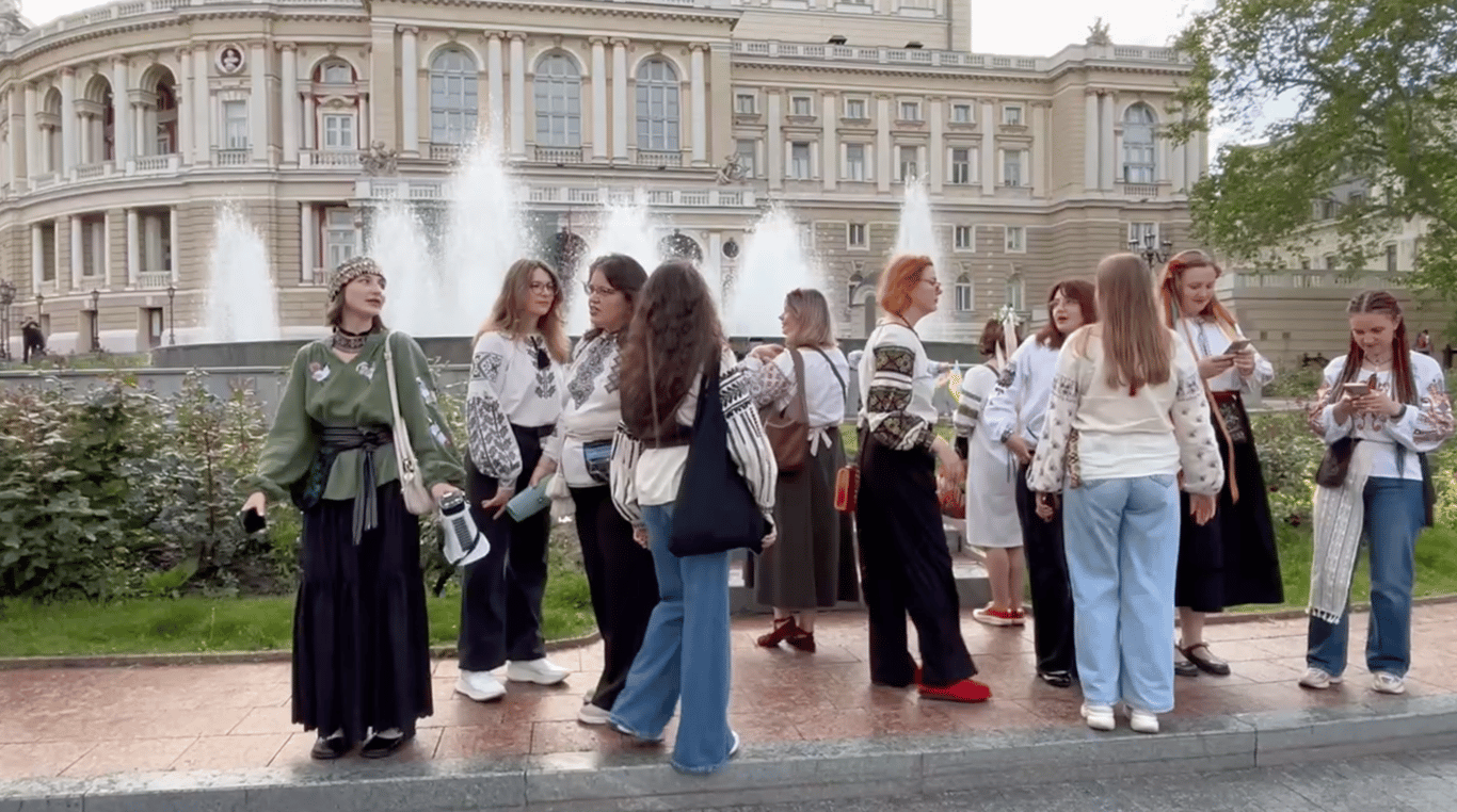 Святкуємо не лише День вишиванки, а саме життя: фоторепортаж з Одеси - фото 8