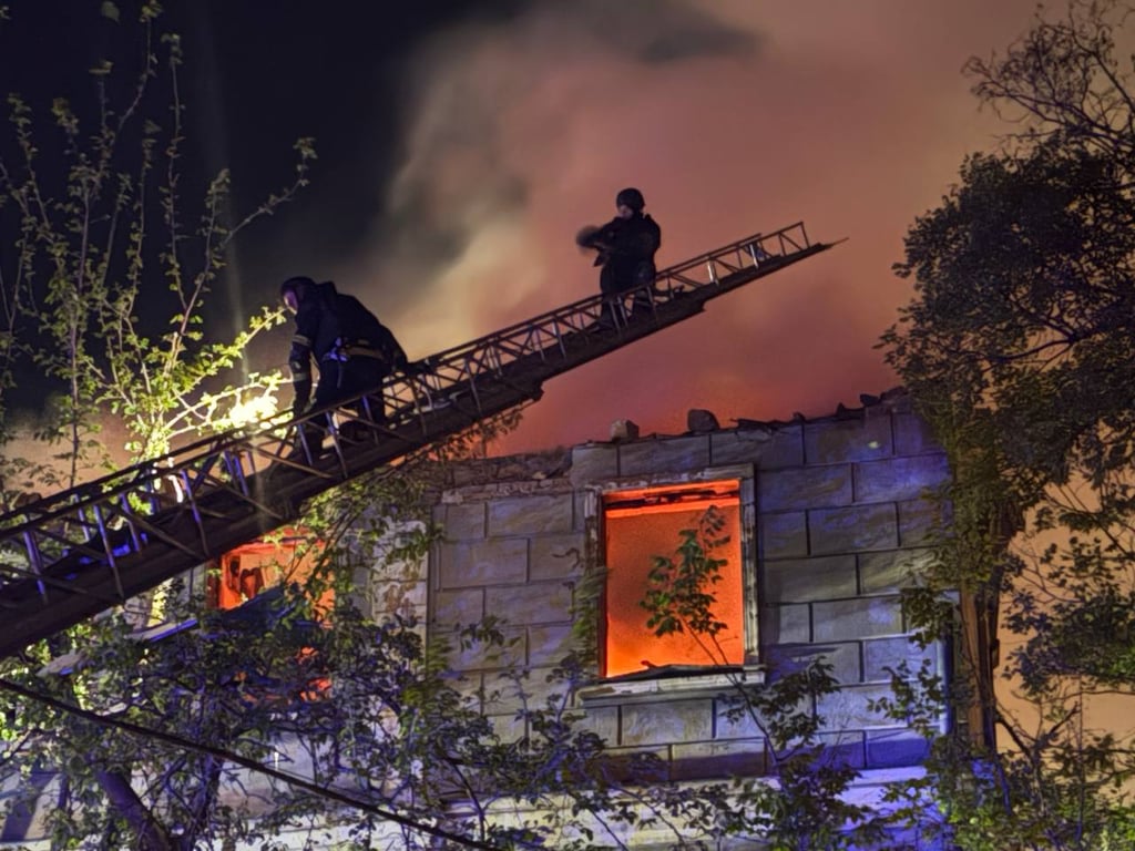 РФ вдарила дронами по Одесі — є загиблі та поранені - фото 1