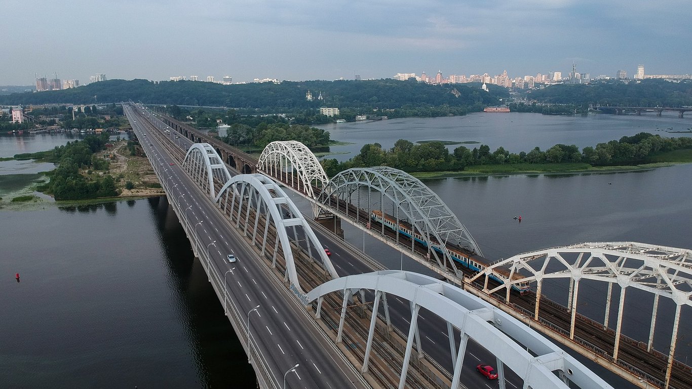 Когда Дарницкий мост в Киеве наконец-то заработает на полную мощность