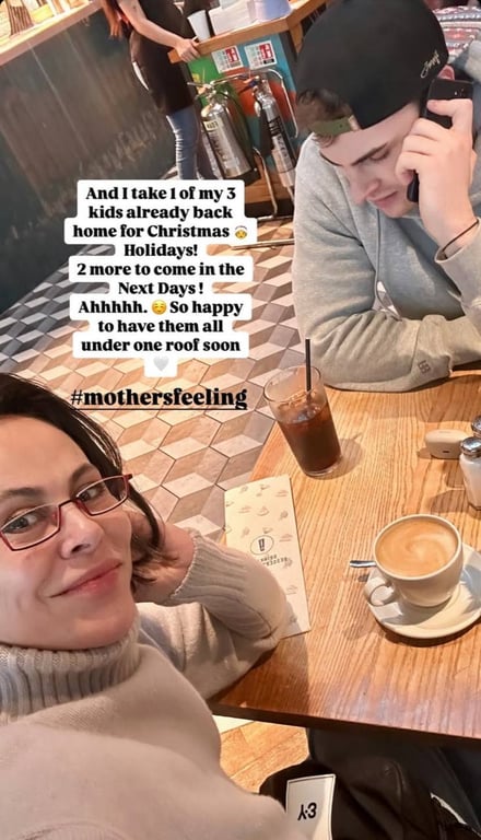 Наталія Єгорова з 24-річним сином