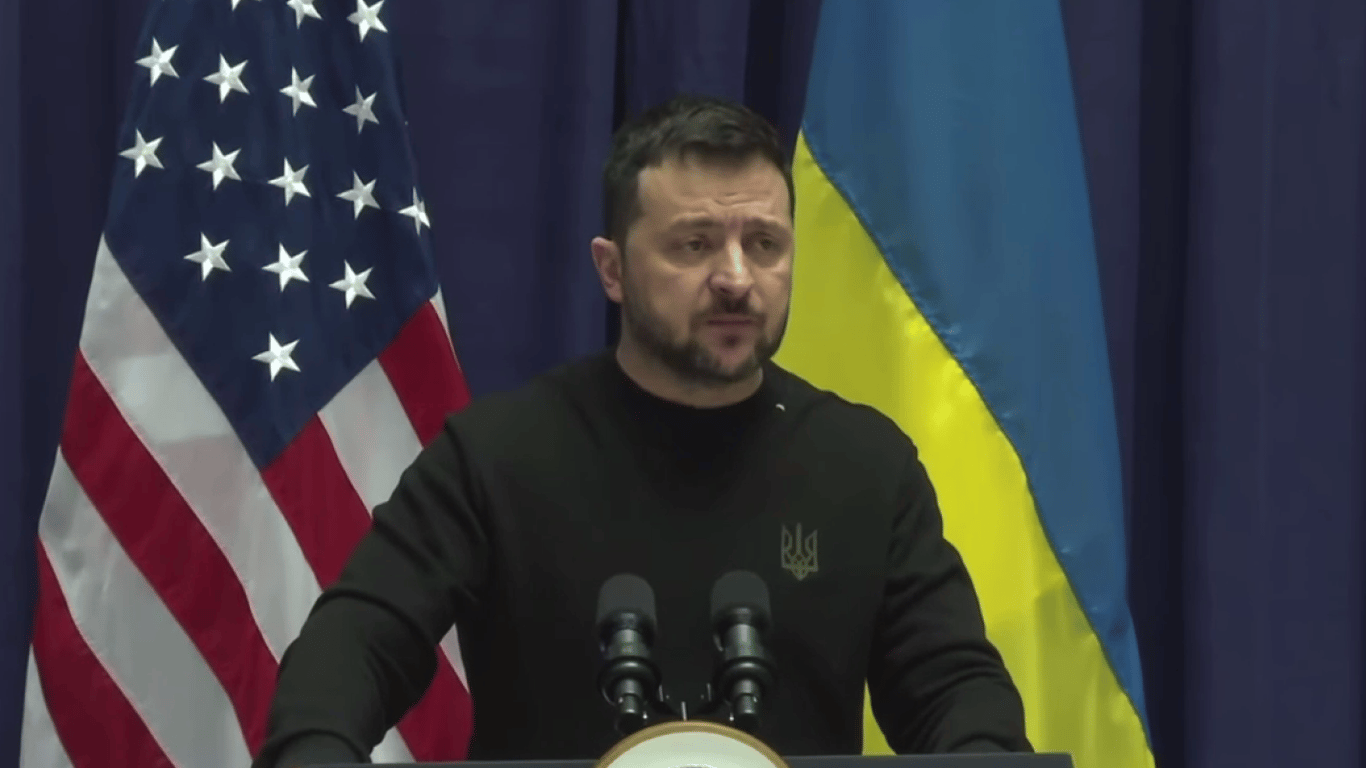 Зеленский резко высказался в адрес США из-за возможного отказа предоставлять Украине помощь