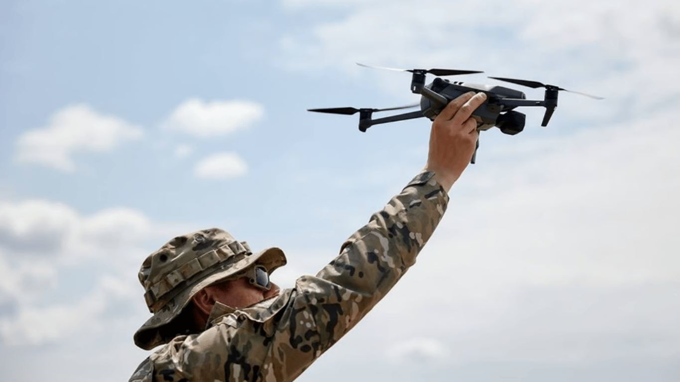 Бригада Гвардії наступу "Помста" шукає вправного оператора бойових дронів