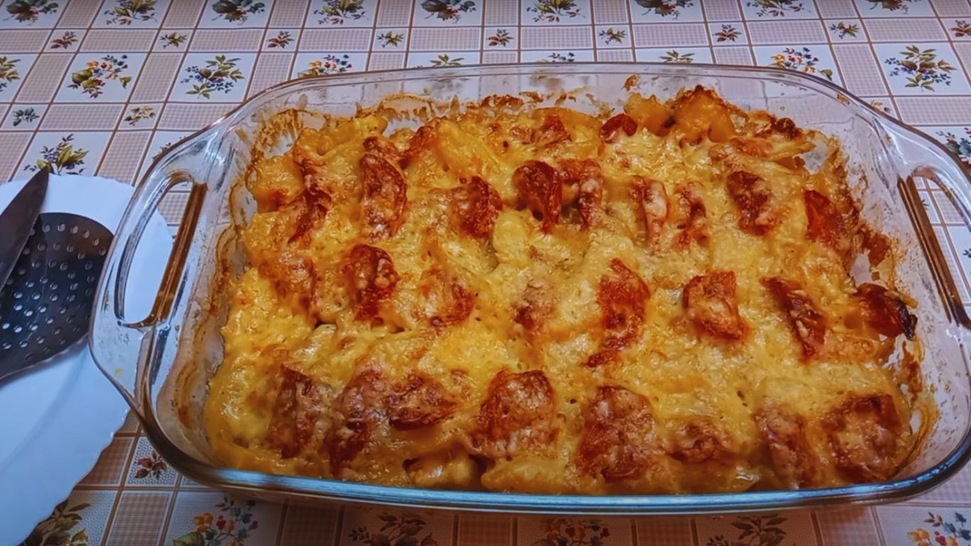 Вкусная запеканка с картофелем и мясом — видео рецепт