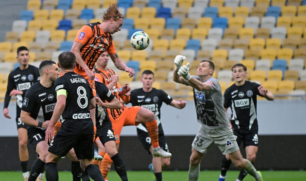 Ефим Конопля в матче Шахтера против житомирского Полесья