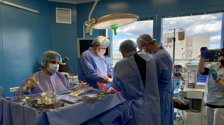 Украинские хирурги достали 13-килограммовую опухоль из женщины - 285x160