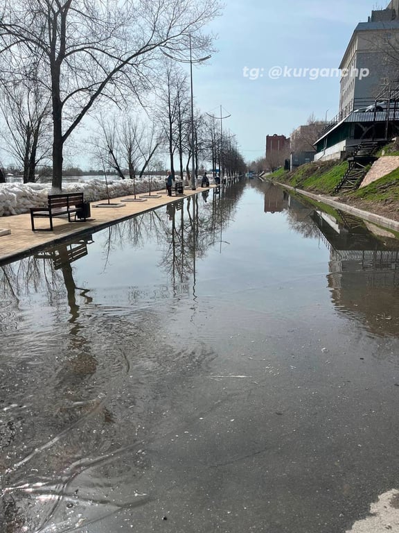 Две области России уходят под воду – жителям одного из регионов советуют эвакуироваться - фото 1
