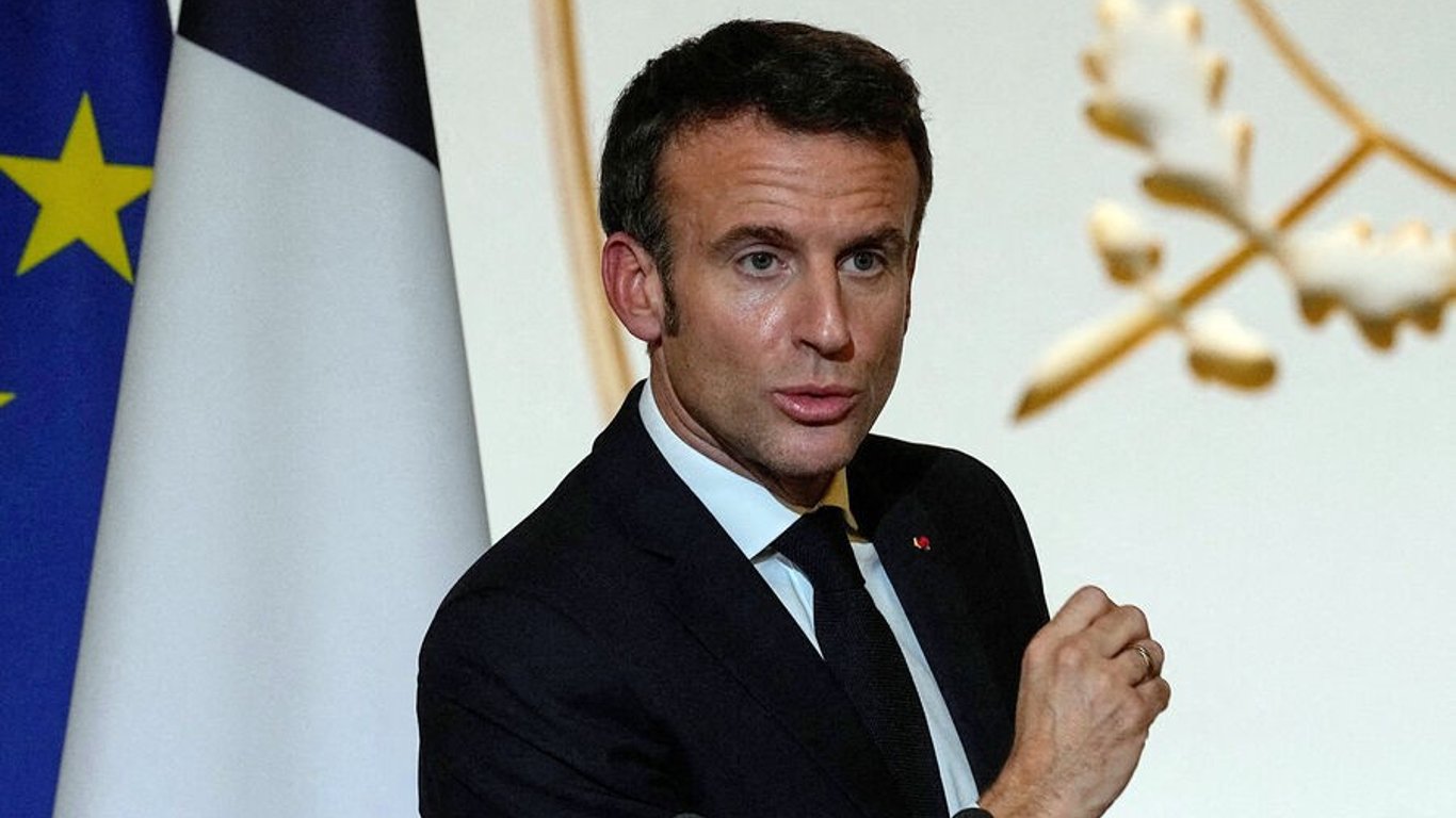 Макрон звинуватив TikTok в причетності до масових заворушень у Франції