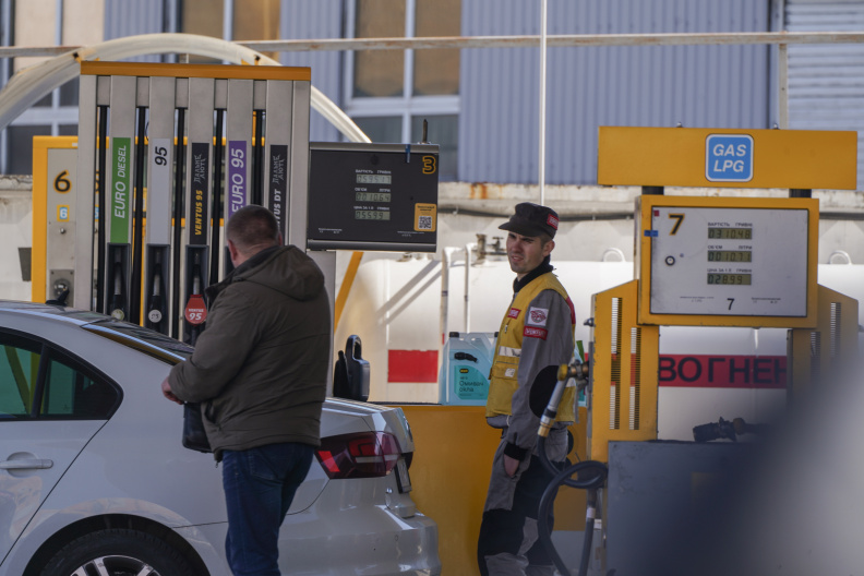 Скільки коштує бензин, газ та дизель 21 червня