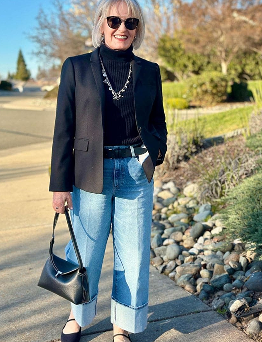 З чим носити джинси жінкам після 50