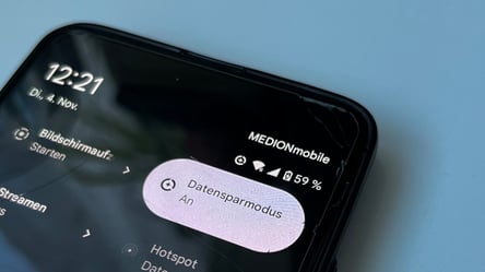 Значок "плюс в колі" на екрані смартфона: що він означає - 285x160