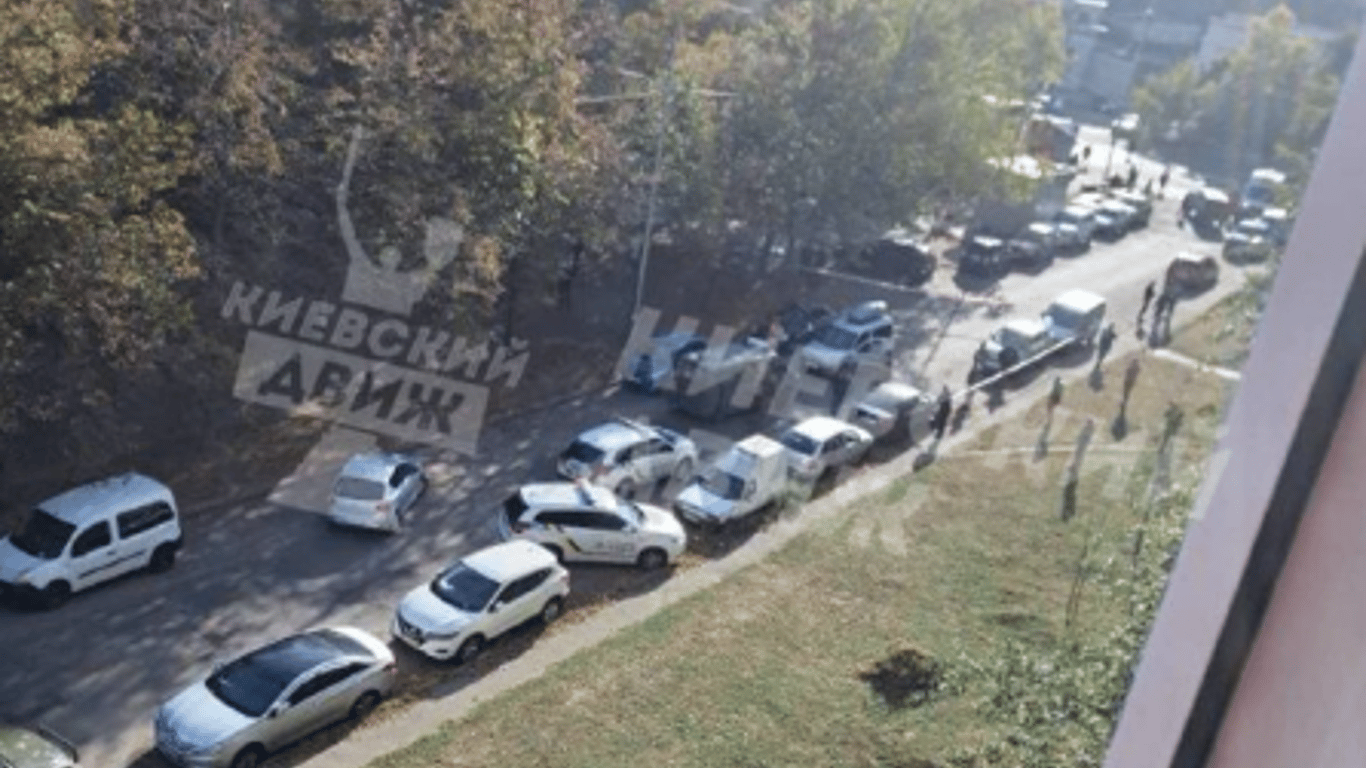 На Борщаговке в Киеве были слышны выстрелы: что известно