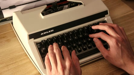 Аналог вместо цифры — почему старые гаджеты возвращаются - 285x160