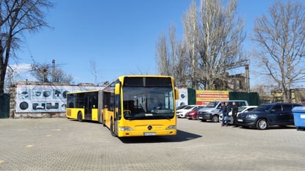 В Одесі соціальні автобуси пустили ще по одному маршруту - 285x160