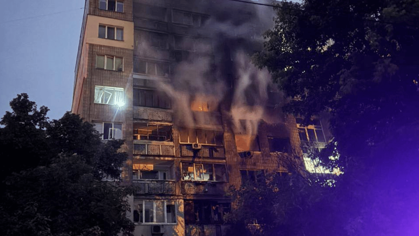 У Києві кількість постраждалих зростає: Росія продовжує атаку