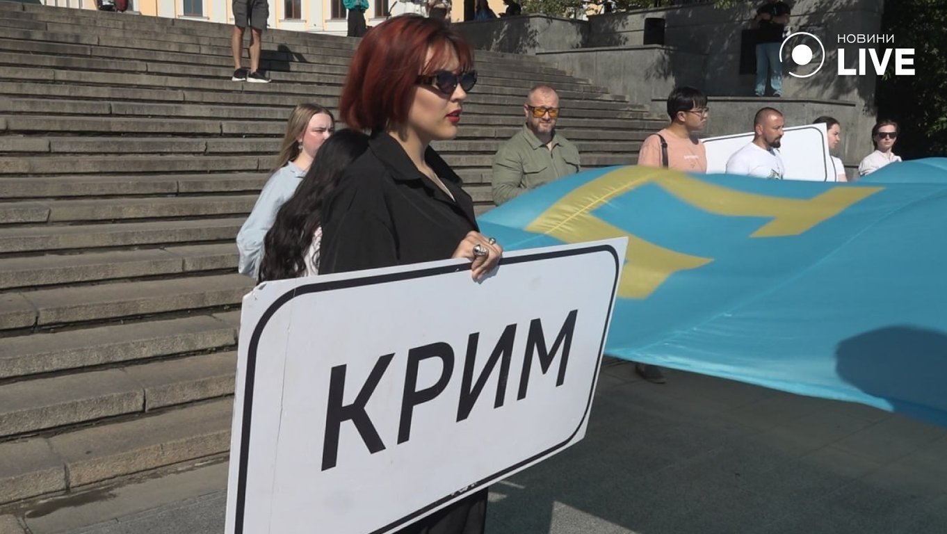 В Одесі відбулася акція до дня кримськотатарського прапора