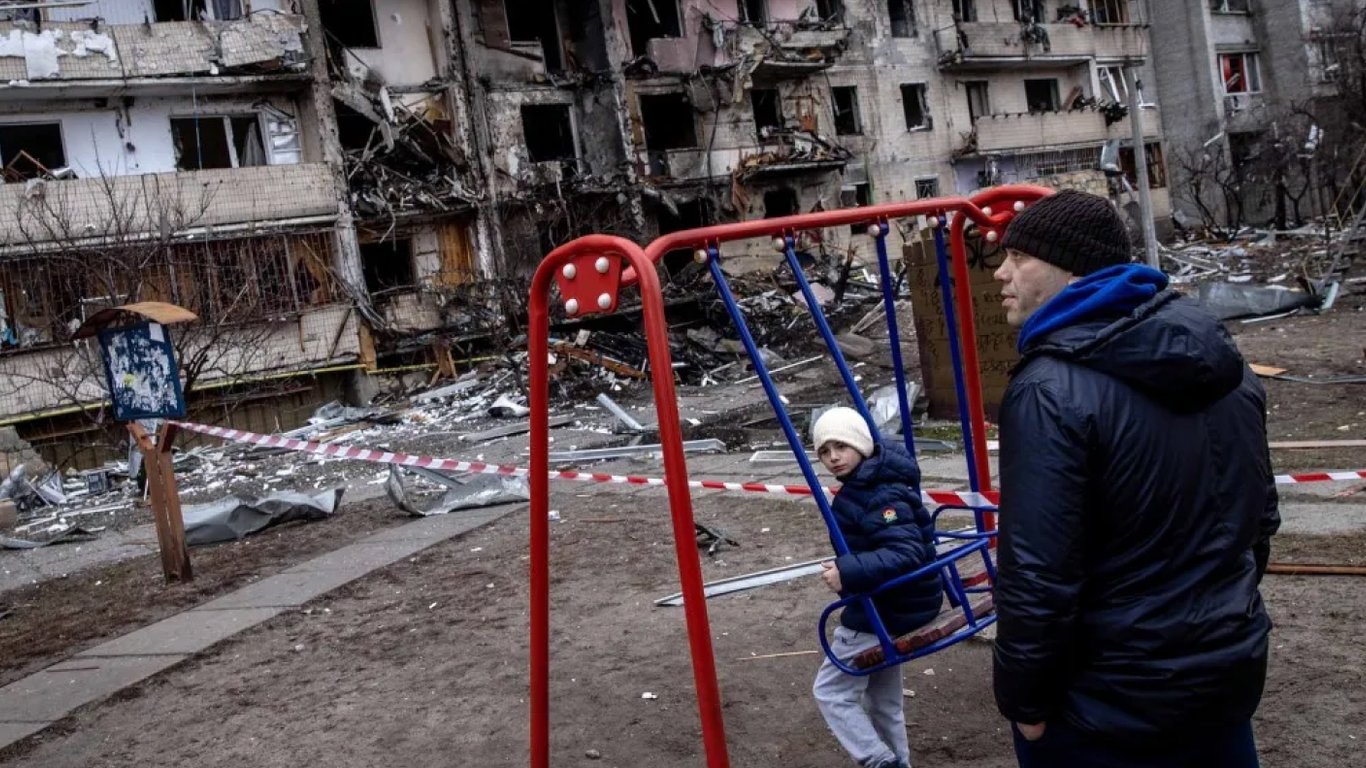 Финансовая помощь жителям Запорожья, чье жилье разрушено — как ее оформить