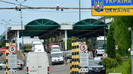 Рух до Молдови ускладнено — ситуація на трасі Одеса-Рені - 290x166