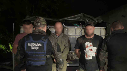 В Винницкой области преступная группа сливала из локомотивов Укрзализныци топливо - 285x160