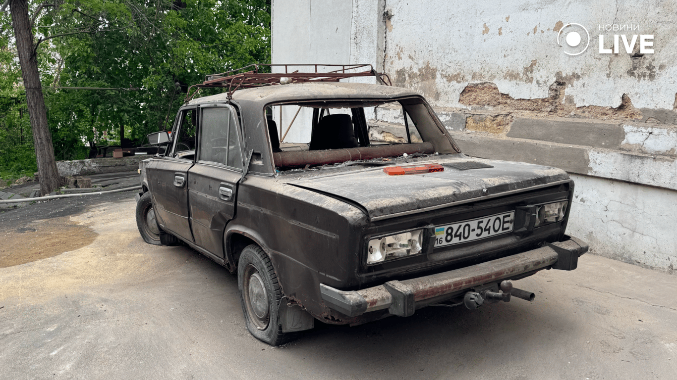 Пошкоджена автівка