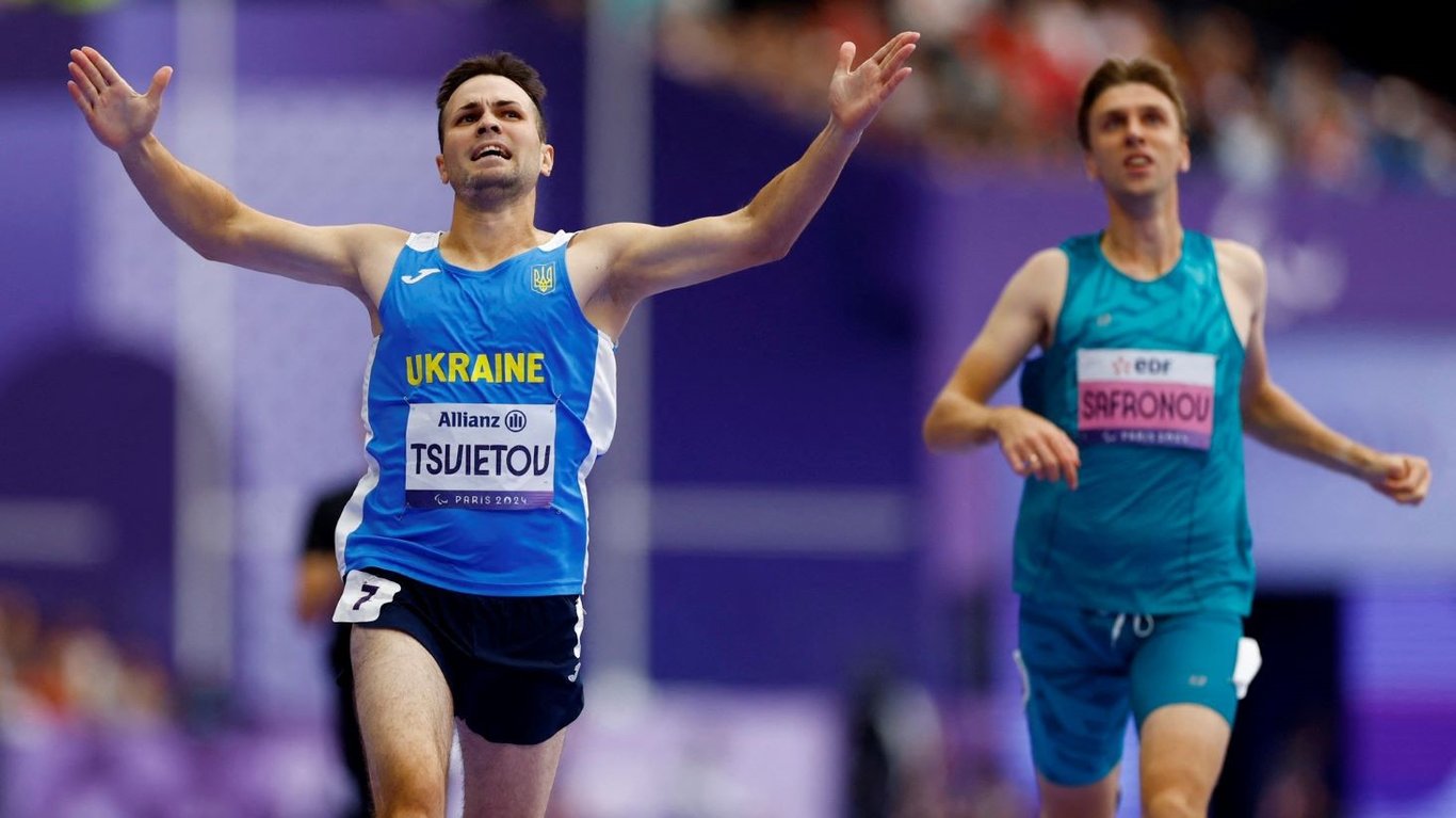 Игорь Цветов