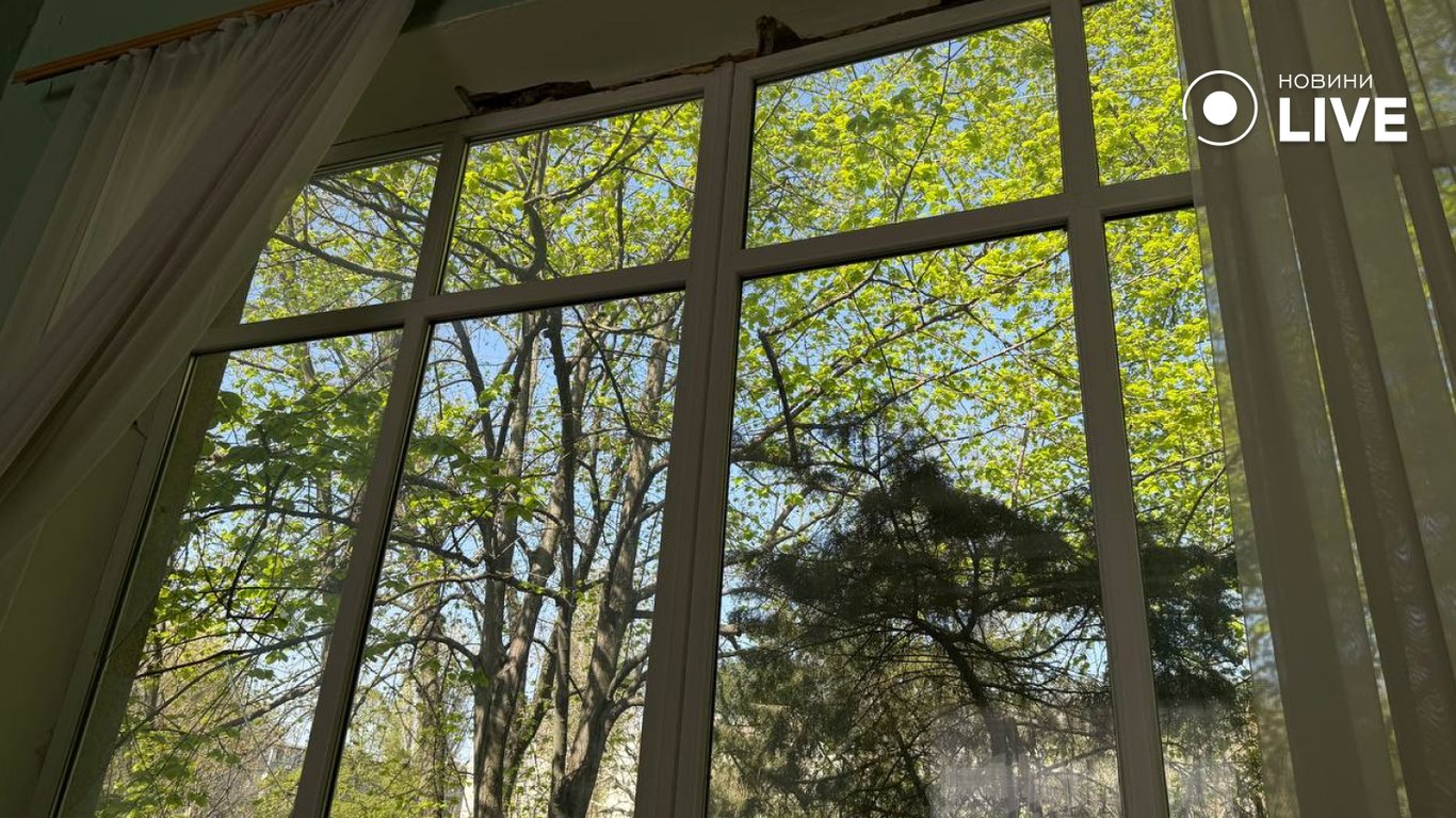 Як виглядає одеська школа після атаки російським дроном (фото) - фото 5