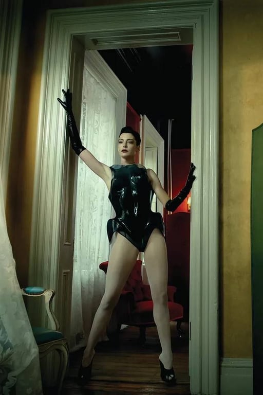 Американська акторка Енн Гетевей для Vanity Fair. Фото: instagram.com/vanityfair/