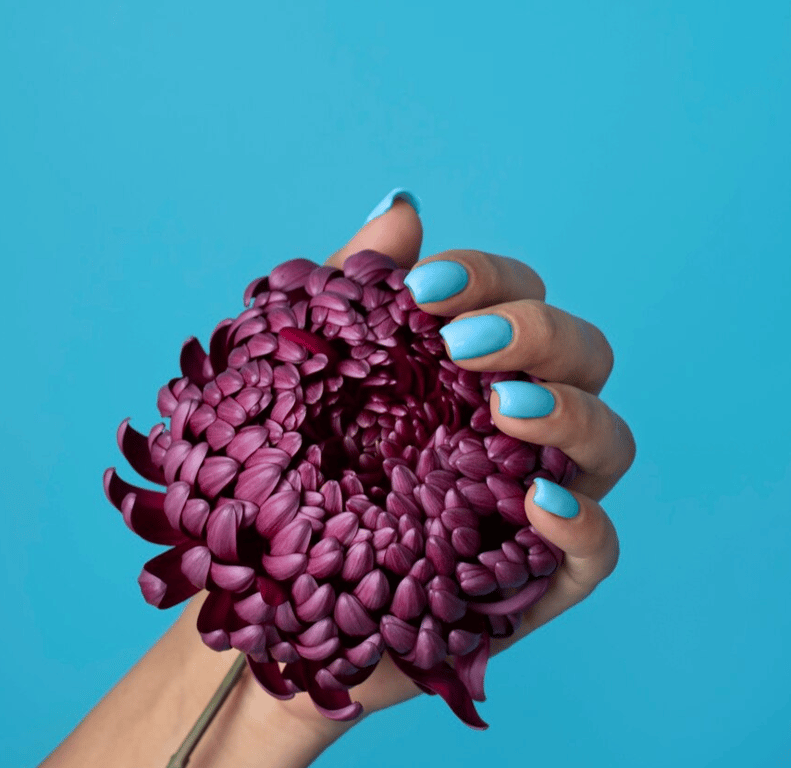 Гарні нігті мати не так важко